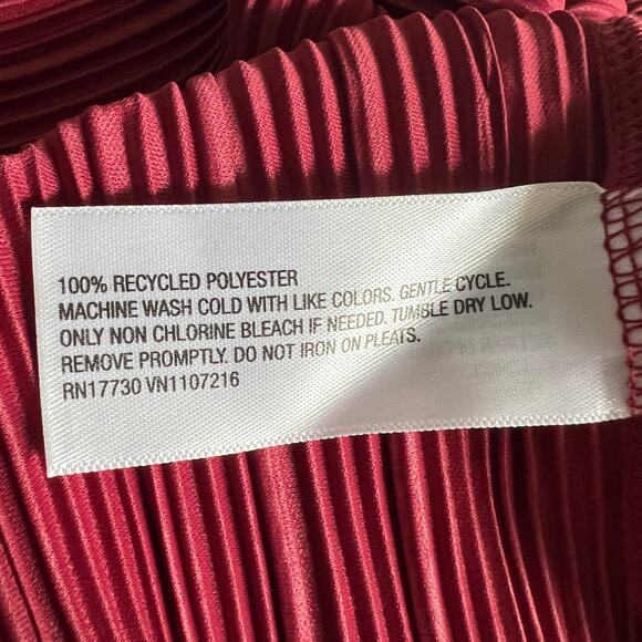 Ingrid Maternity Short Sleeve Plisse Maternity and Beyond Shirts - Large - NWT - Picture 5 of 7